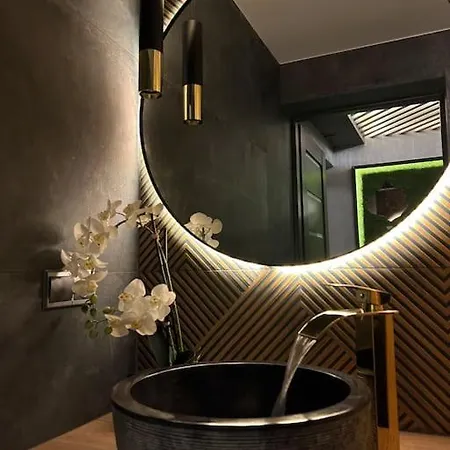 Leo &private Spa * Братислава