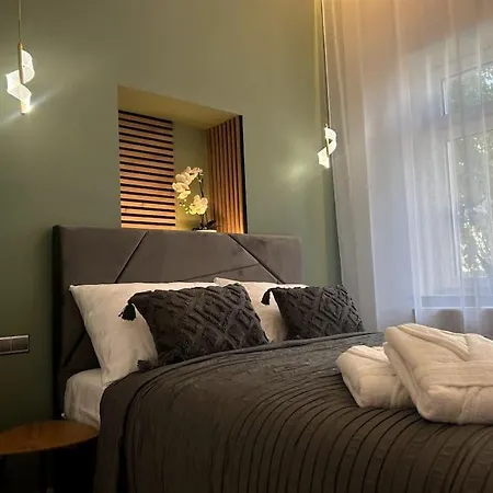Leo &private Spa Апартаменты Братислава