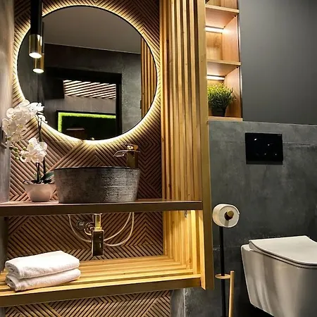 Leo &private Spa * Братислава