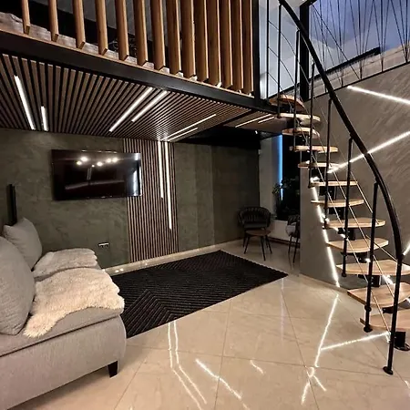 Leo &private Spa Апартаменты Братислава